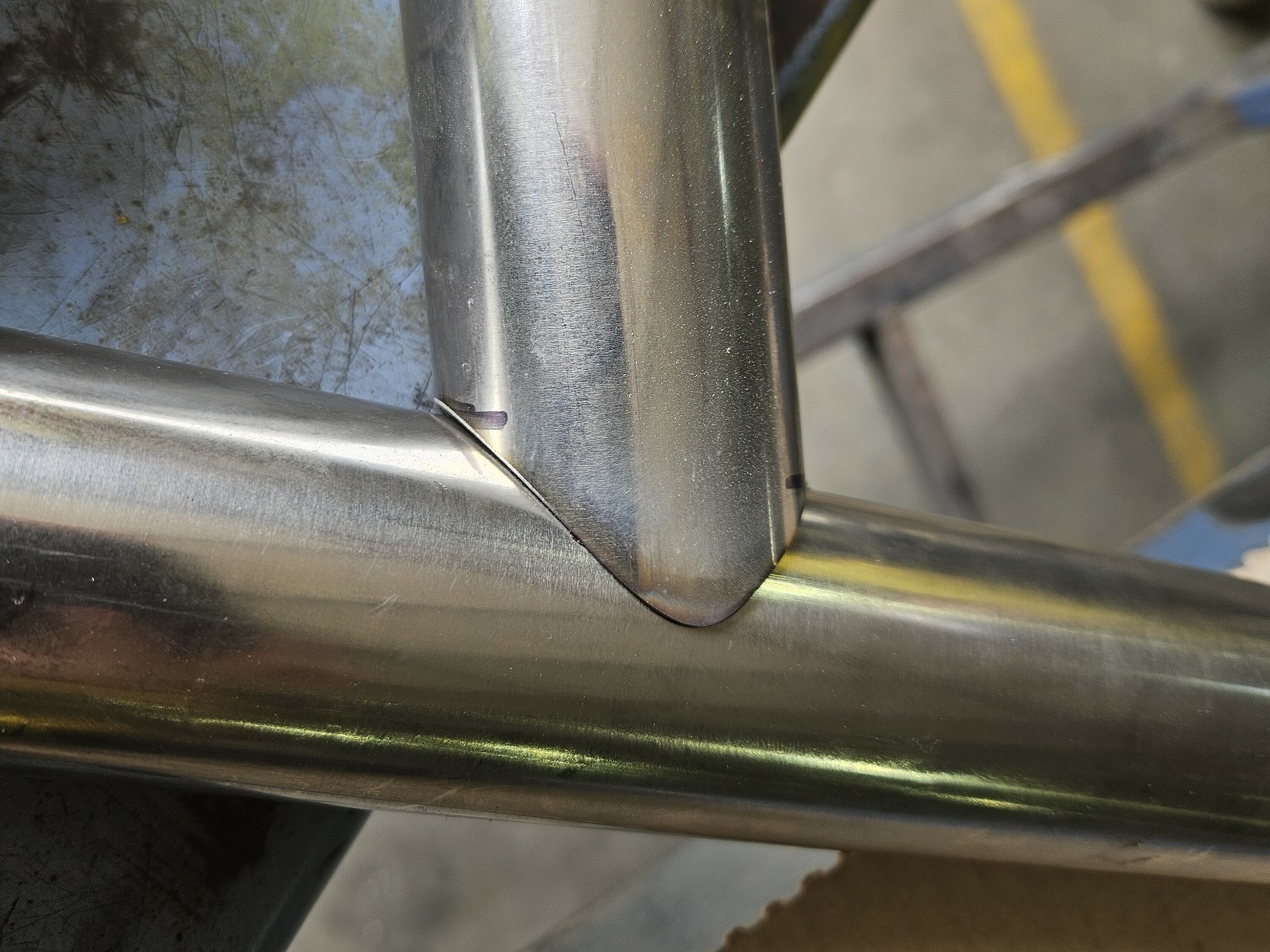 Window Notching Photos | BendPro